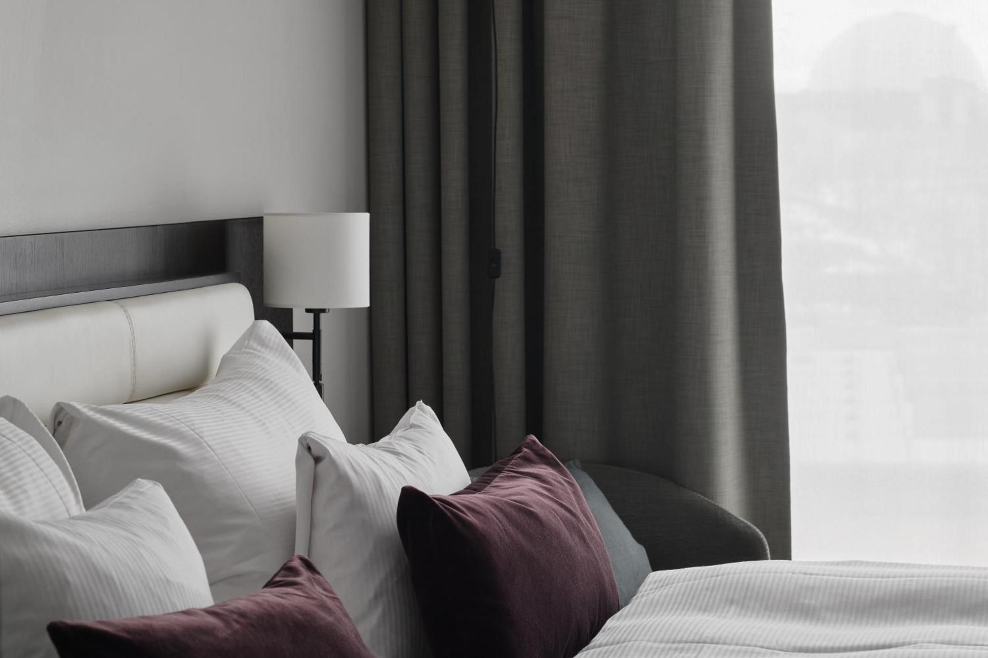 Clarion 4*